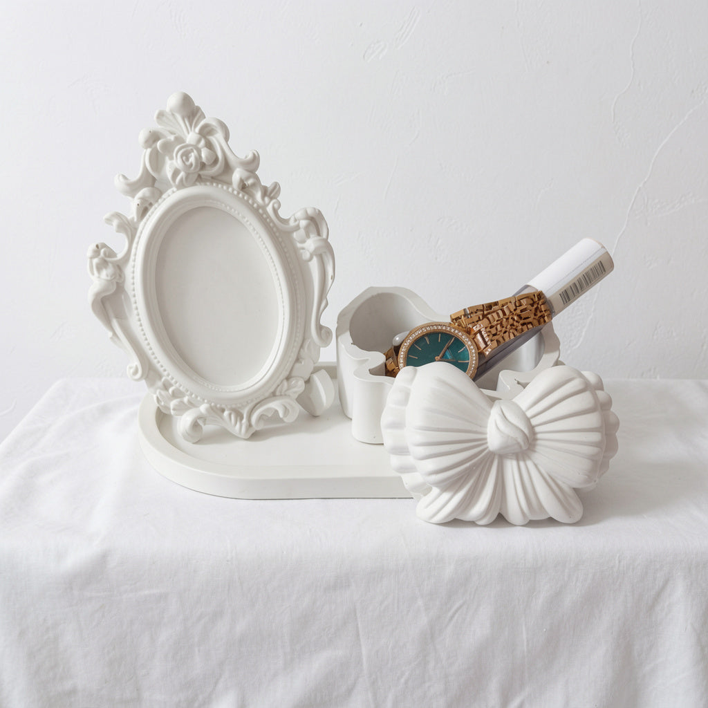 Blanc Baroque Vanity Set