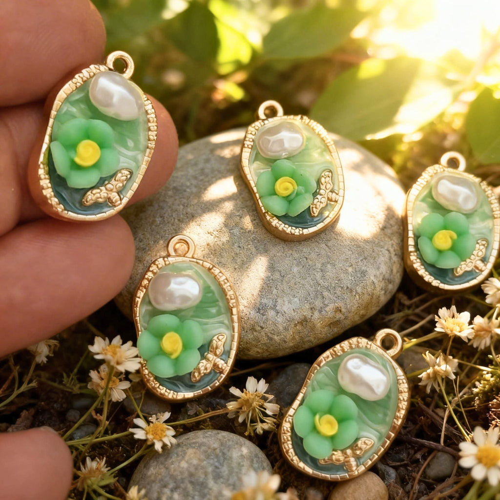 Emerald Bloom Pearl Pendant by Suryatra
