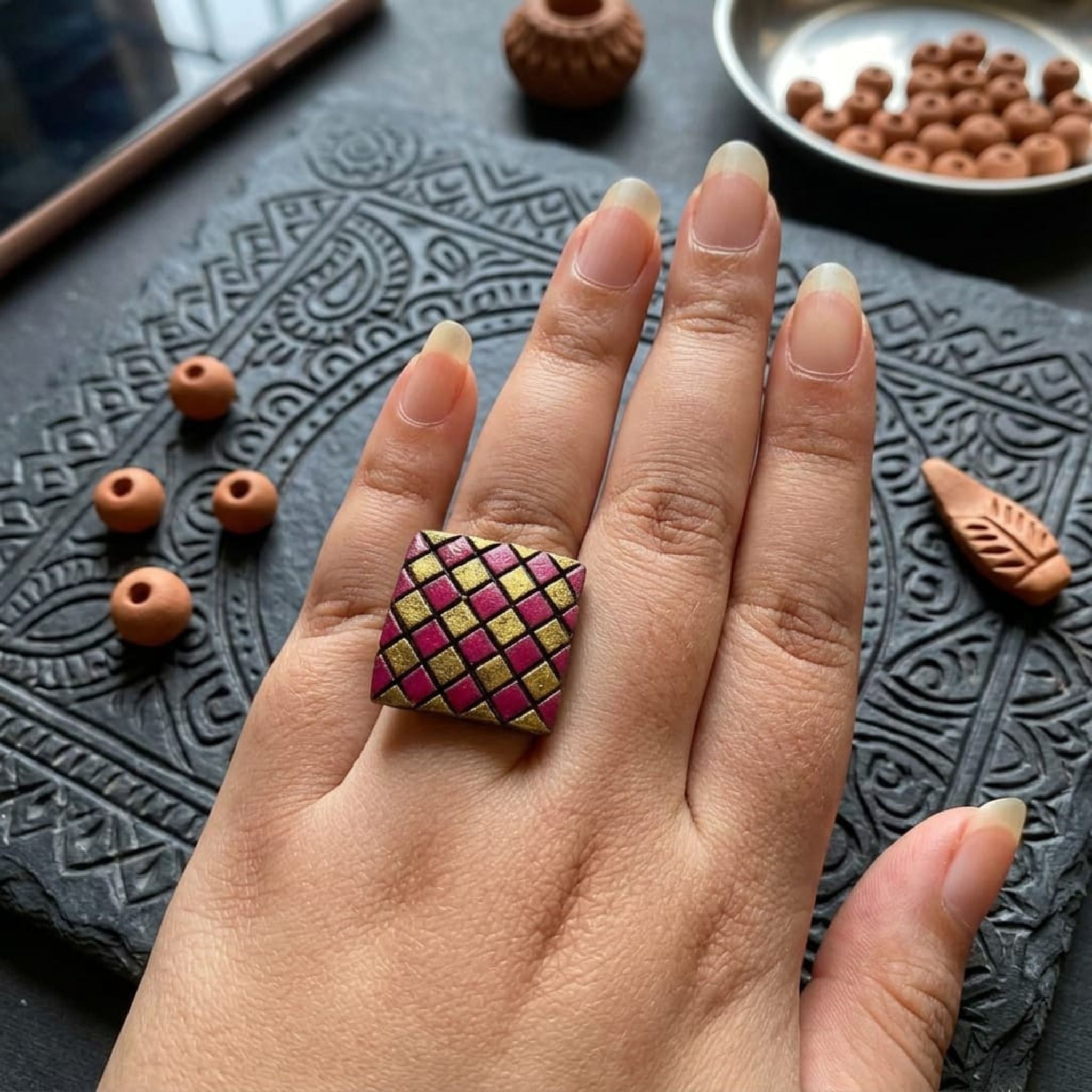 Aakriti by Suryatra
