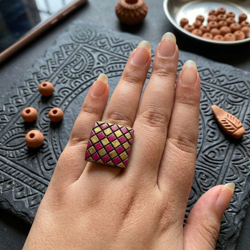 Aakriti by Suryatra